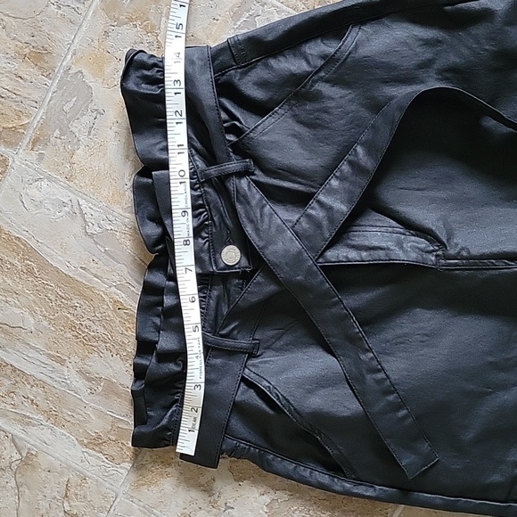 Missguided high waisted (paperbag) coated jeans/pants - Picture 7 of 8